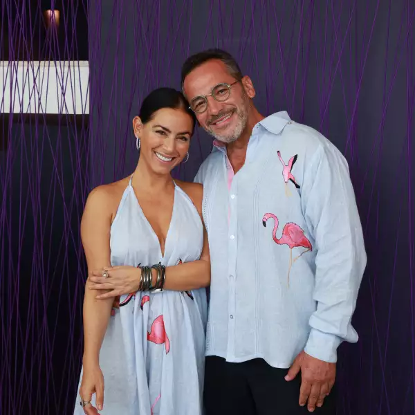 Claudia Lizaldi y Germán Bricio