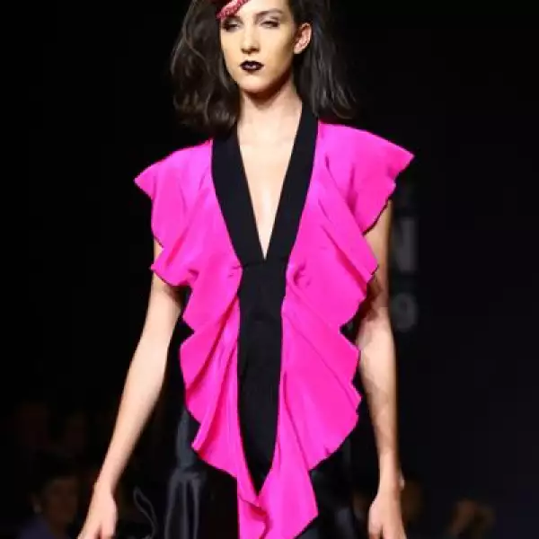 MF Pasarela Cesar Arellanes