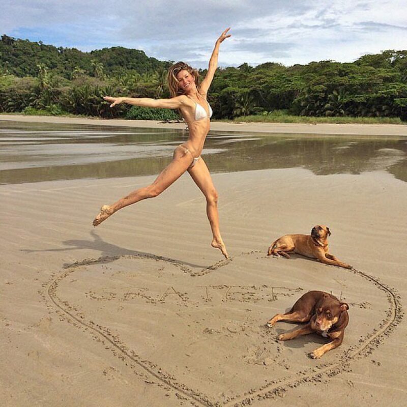 La supermodelo tiene uno de los mejores cuerpos en el mundo.