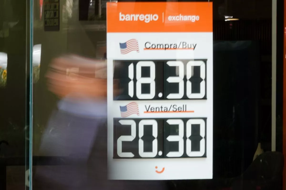 Peso se deprecia debido al nerviosismo por reforma judicial