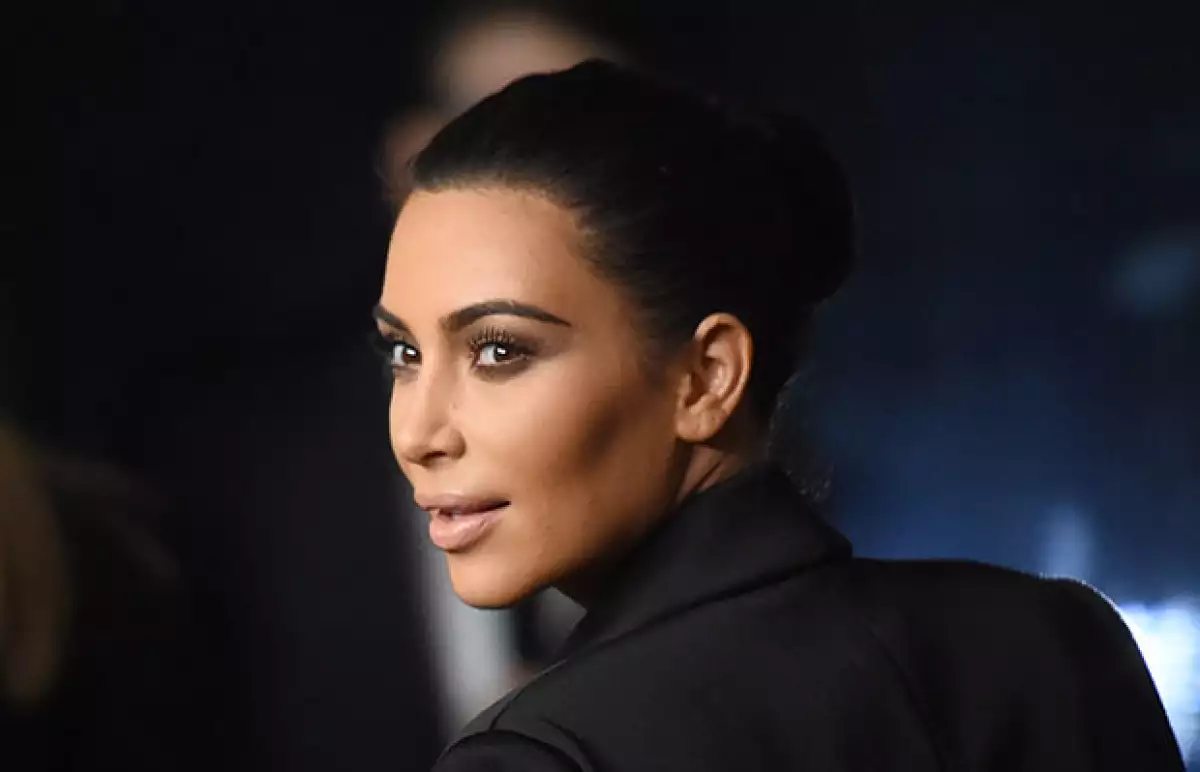 El contour es la técnica que Kim usa para maquillarse.