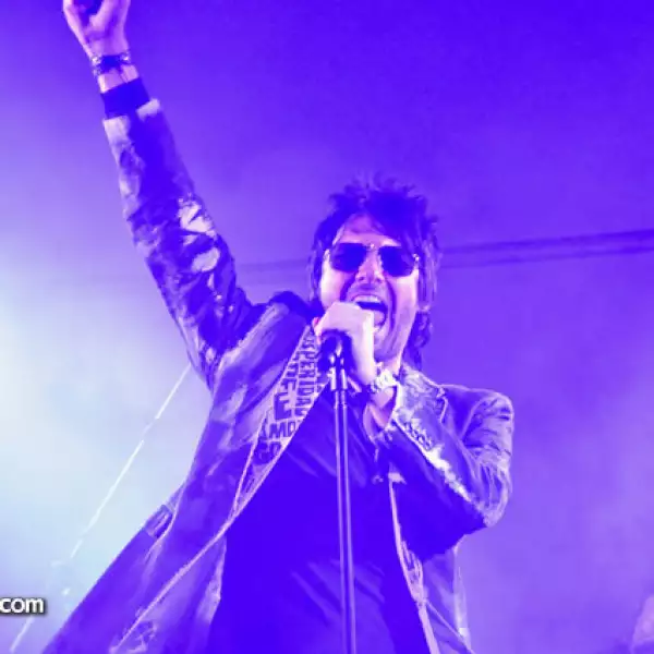 Beto Cuevas en el Woodstock Valle