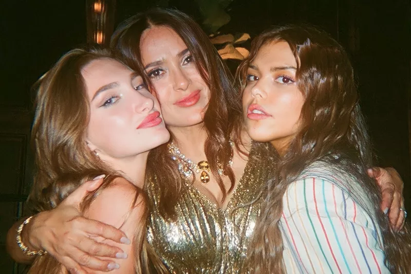 Valentina Paloma Pinault y Tess Bu Cuarón