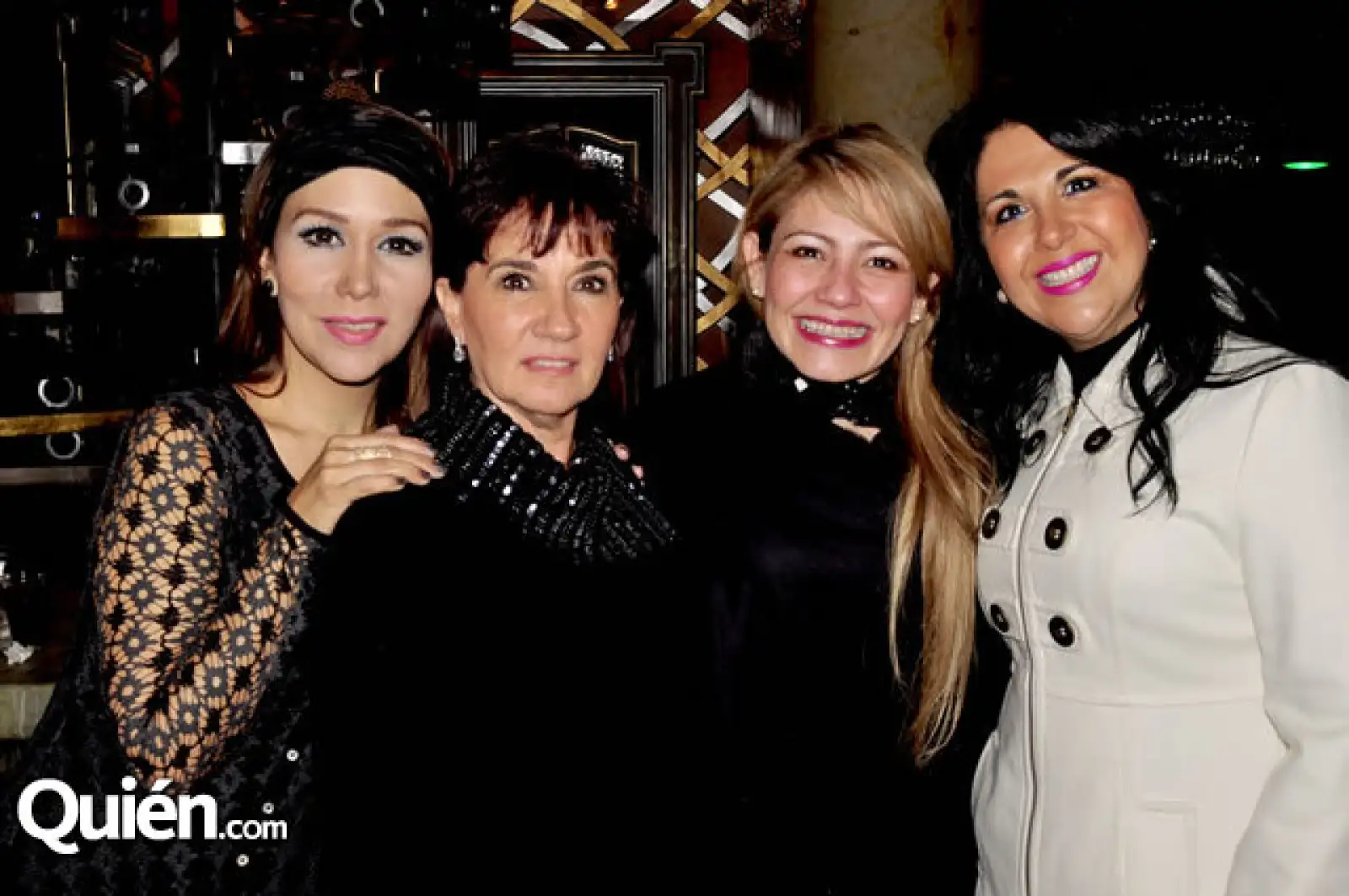 Alejandra Garza de Herrera, Irma Reyes de Saenz, Maribel Garza y Marga Saldívar