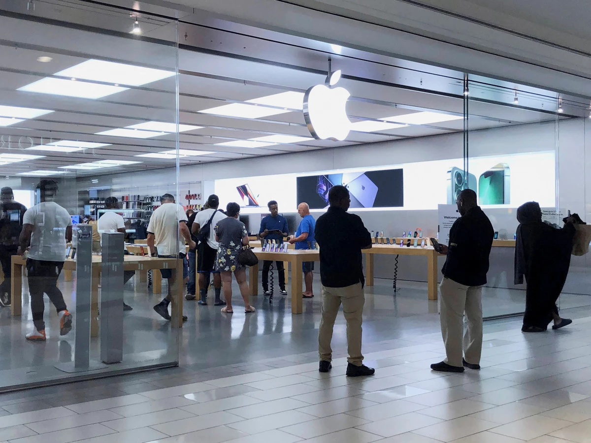 Empleados de Apple acusan a la tecnológica por boicotear reuniones sindicales Empleados de Apple acusan a la tecnológica por boicotear reuniones sindicales