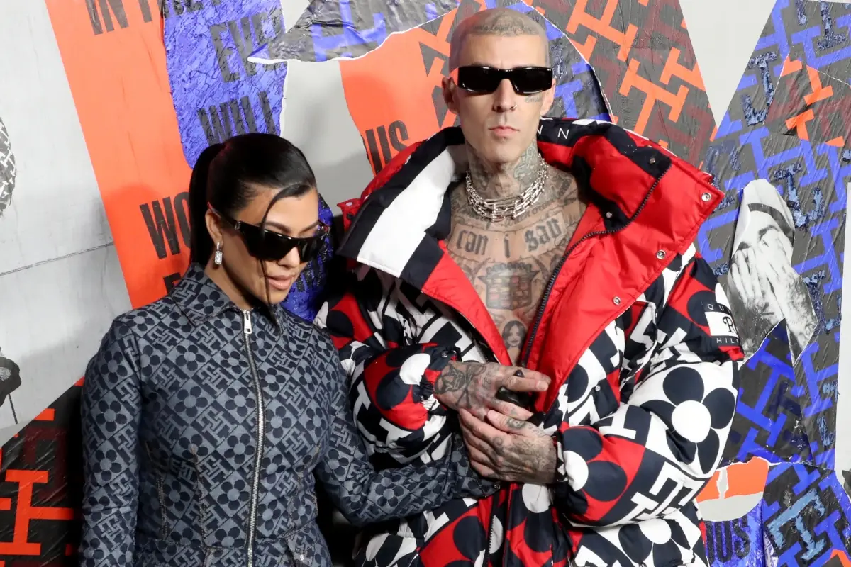 Kourtney-kardashian-travis-barker.jpg