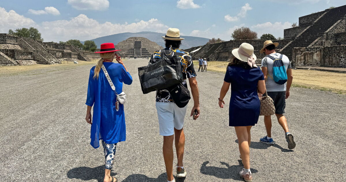 PRI ACUSA ALZA DE IMPUESTOS A TURISTAS Y FERROCARRILES