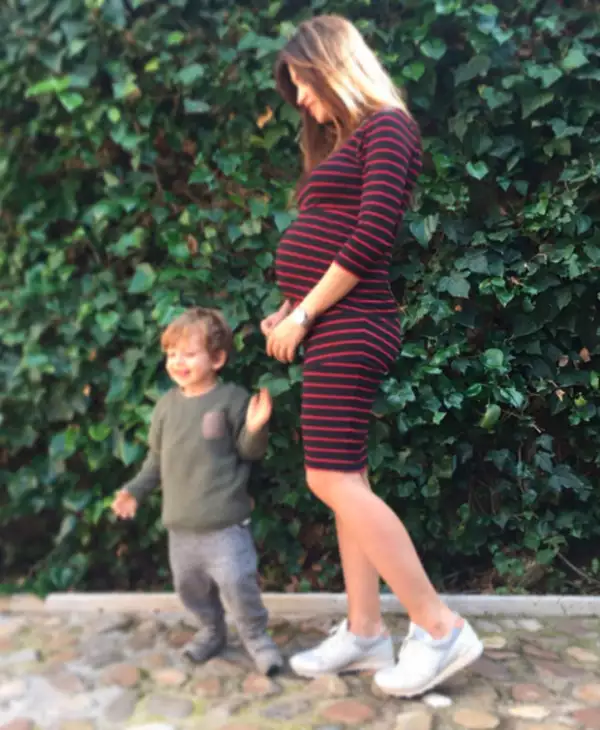 Sara está a punto de tener a su segundo bebé, fruto de su relación con Iker.