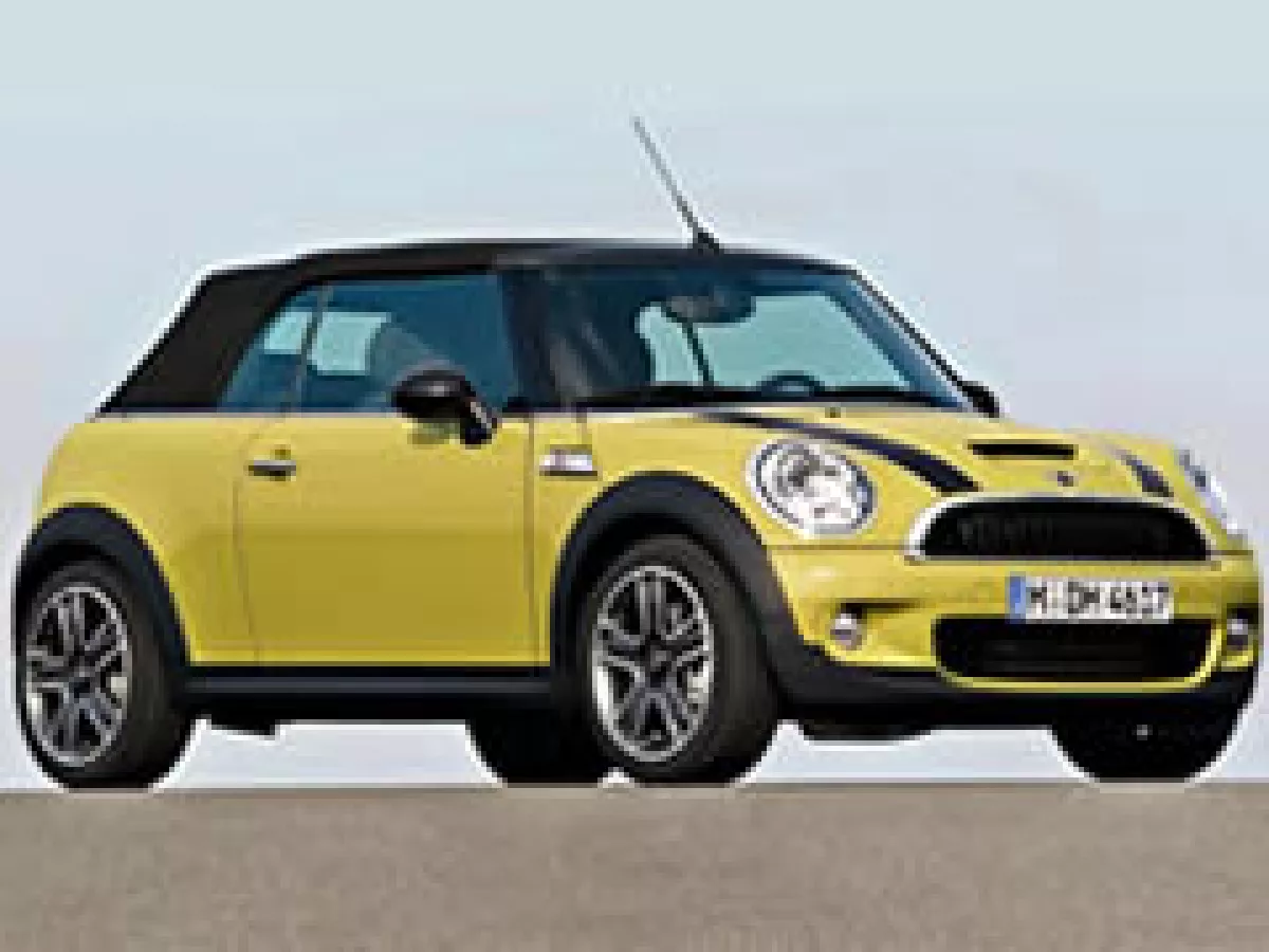 Mini Cooper celebra sus 50 aniversario de ser producido en Inglaterra. (Foto: Conduciendo.com)