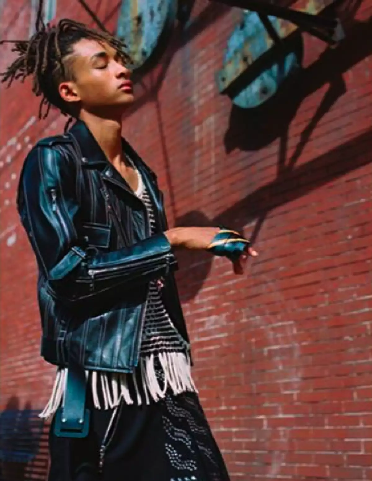 Qué mejor que iniciar el año lleno de trabajo y siendo la imagen de una de las marcas más prestigiadas a nivel mundial; esto está viviendo el hijo de Will Smith.