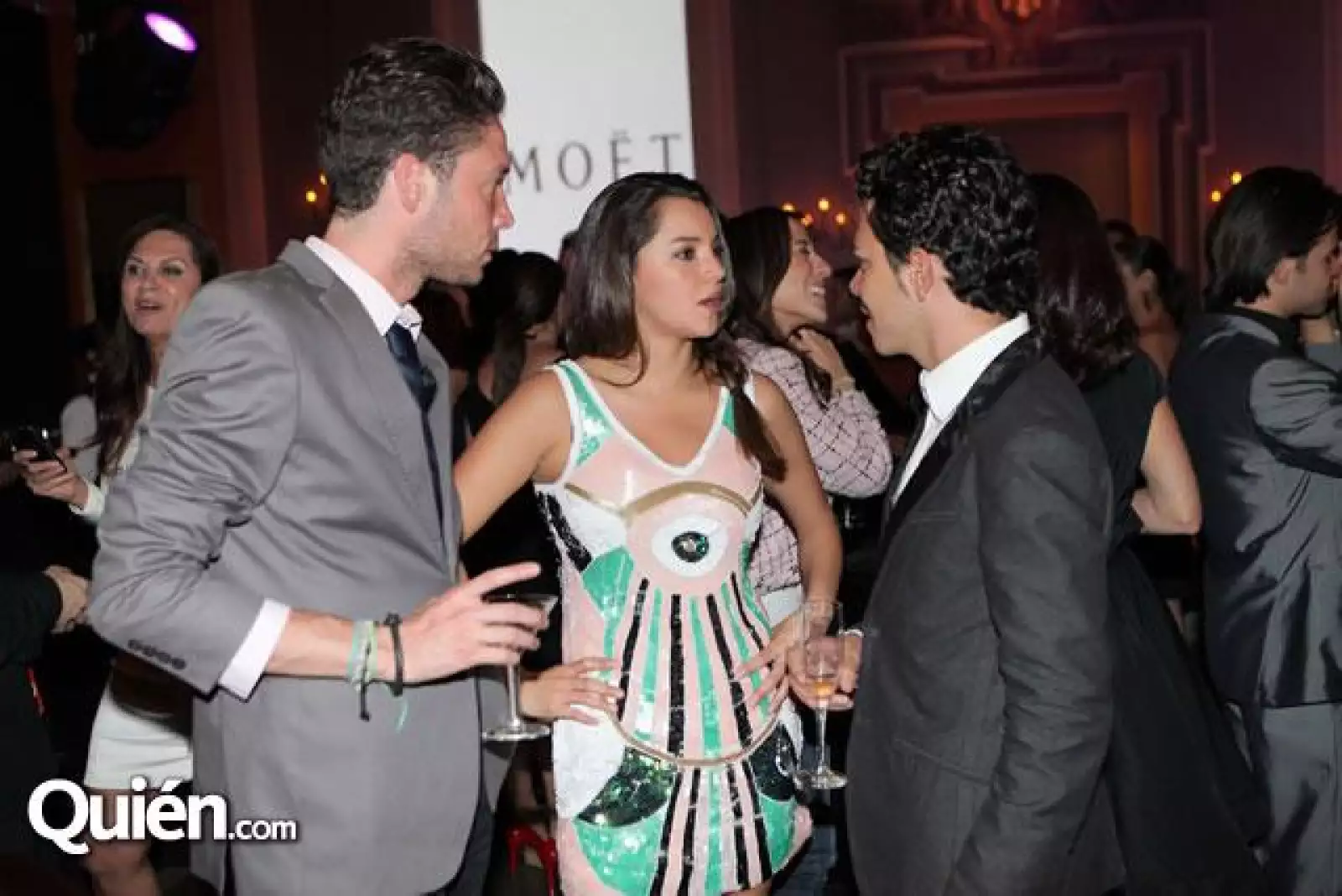 Allan De La Peña,Sara Maldonado,Manolo Caro