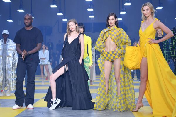 Off-White : Runway - Paris Fashion Week Womenswear Fall/Winter 2019/2020