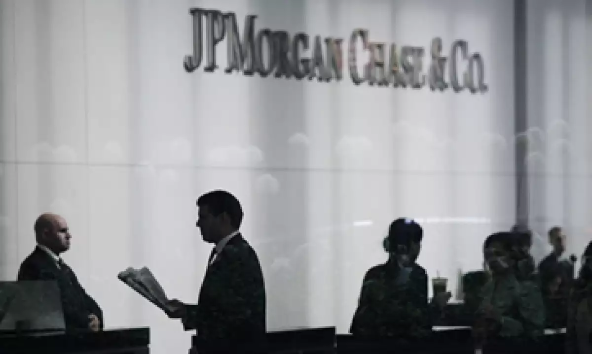 El banco ha advertido que sus pérdidas en la operación de coberturas probablemente aumenten, pero no detalló en cuánto. (Foto: AP)