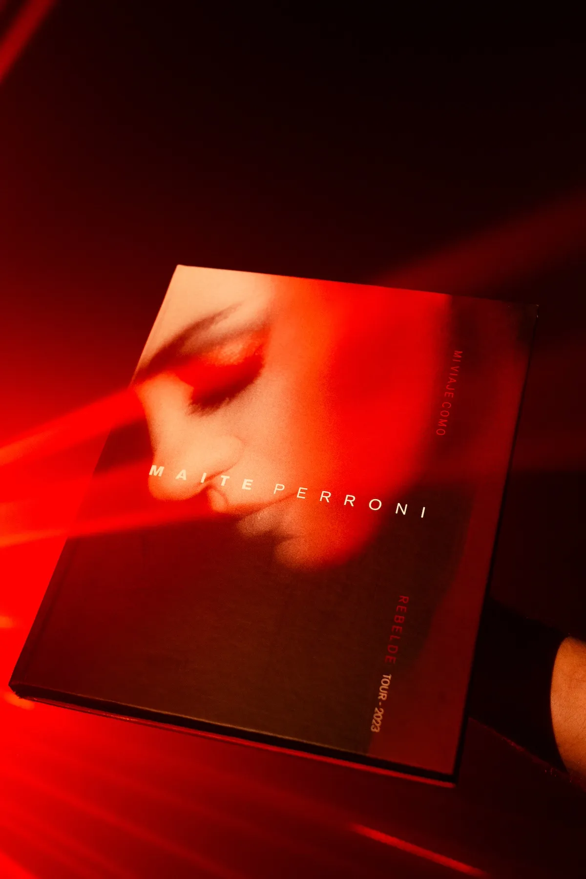 libro-maite-perroni.jpg