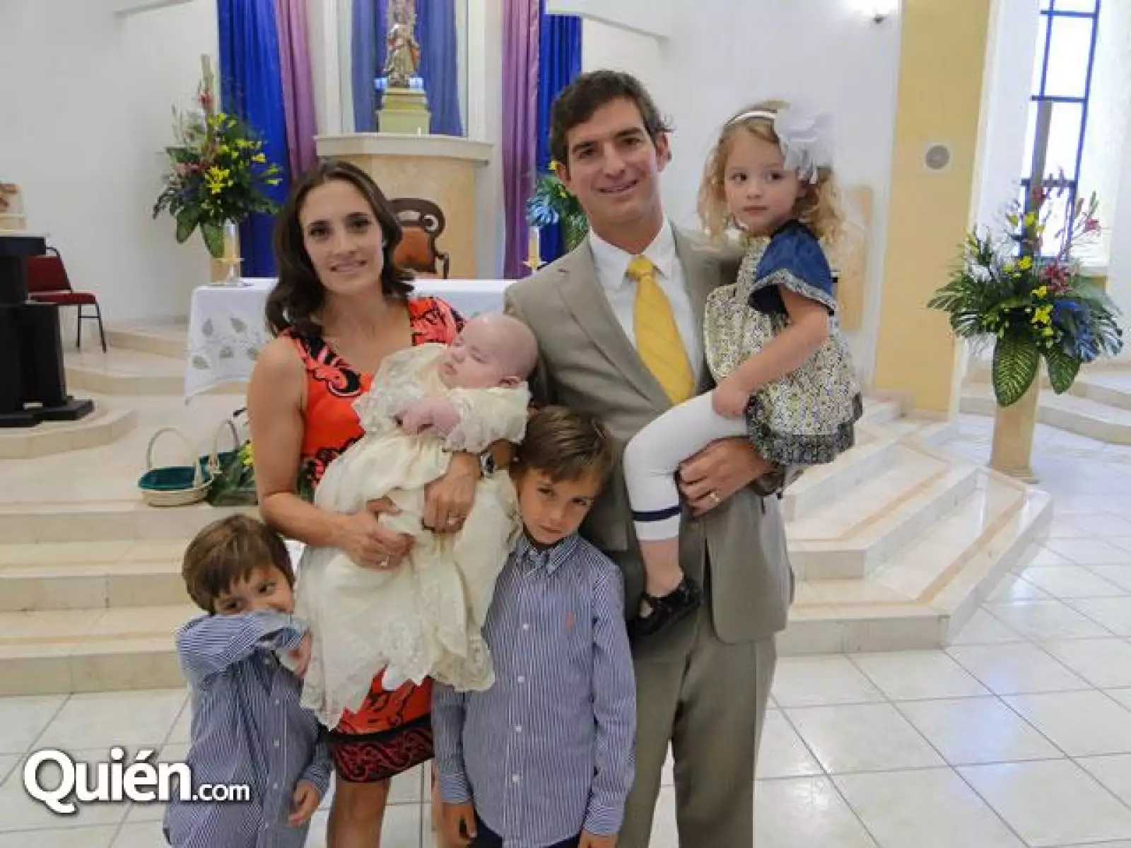 Juan Carlos Gómez,Mónica Ladrón de Guevara con el pequeño Matías