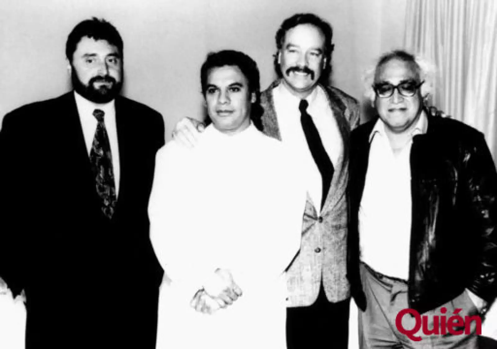 Juan Gabriel, Carlos Monsivais