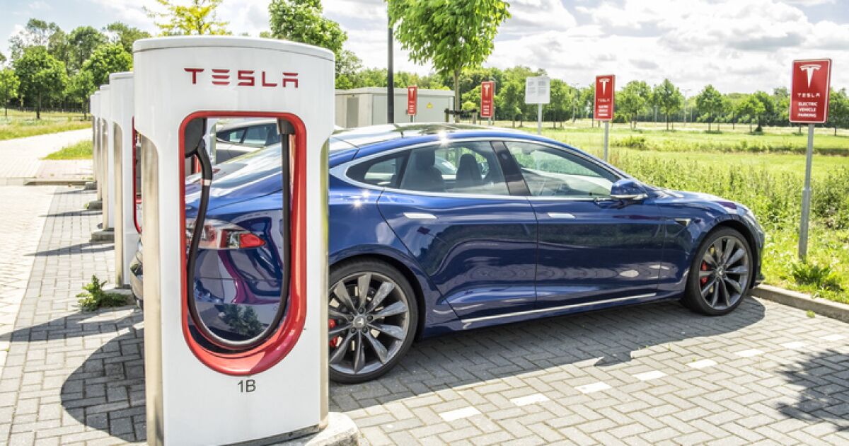 China lockdown affects Tesla sales China lockdown affects Tesla sales
