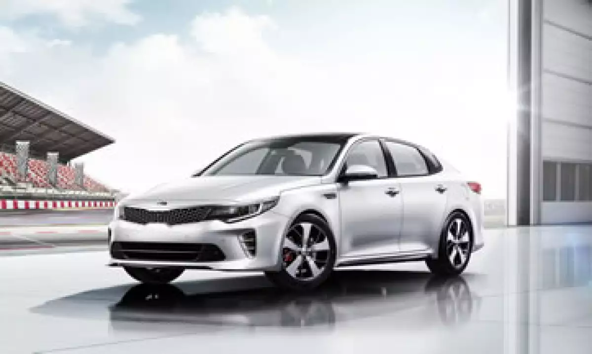 Optima_Kia_01