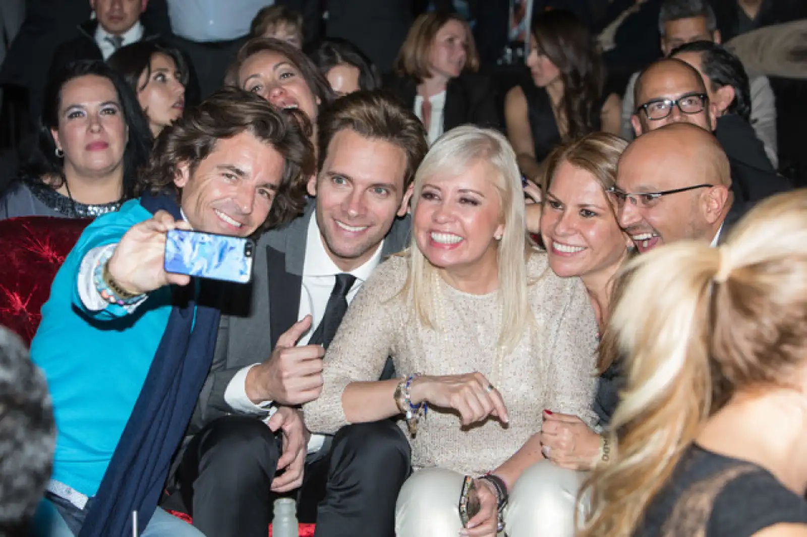Alejandro de Felipe, Patricio Borgeti, Karla Estrada, Ana Laura Corral y Enrique Benhumea