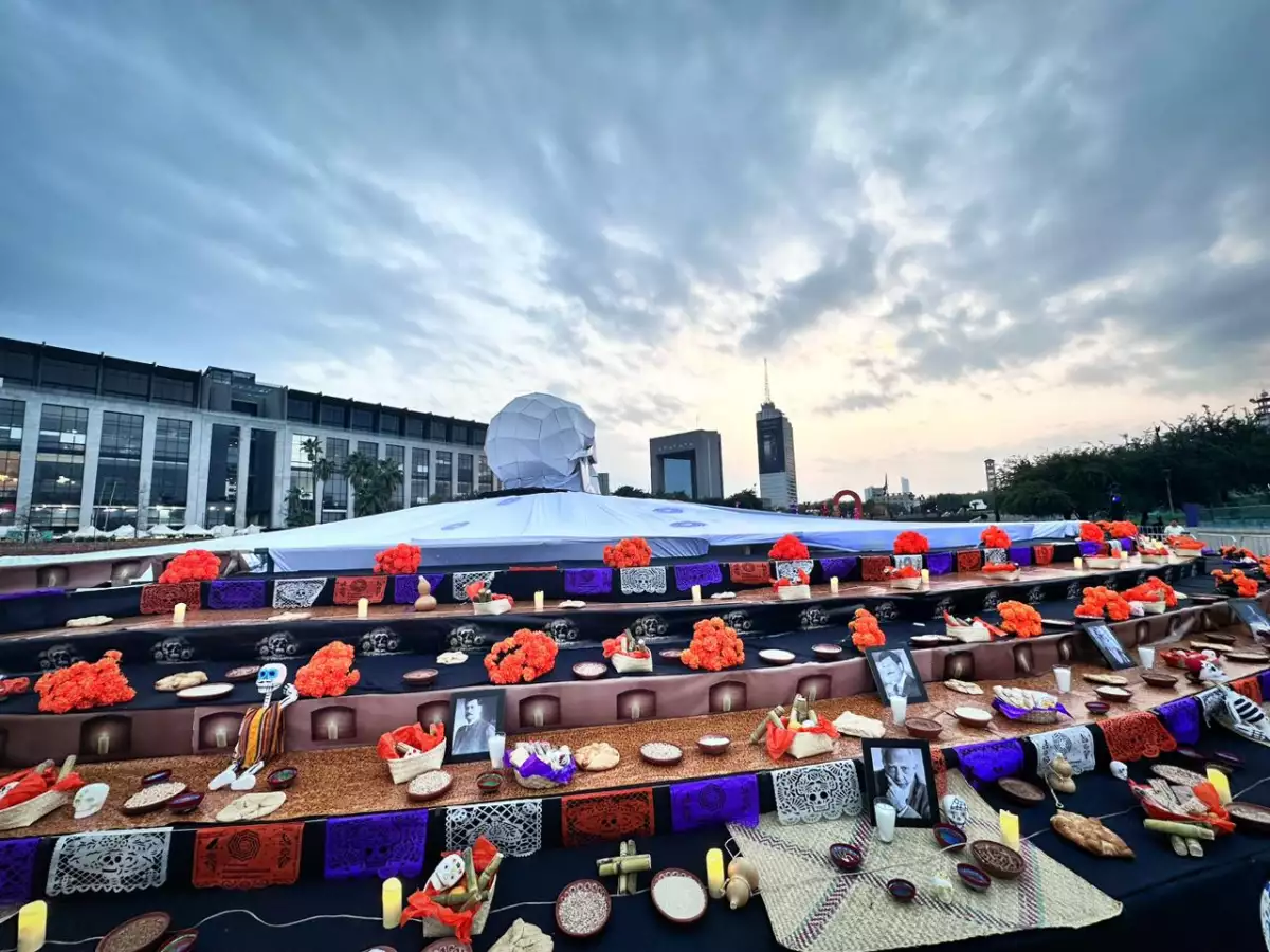 Uno de los objetivos del montaje es preservar las tradiciones del Día de Muertos