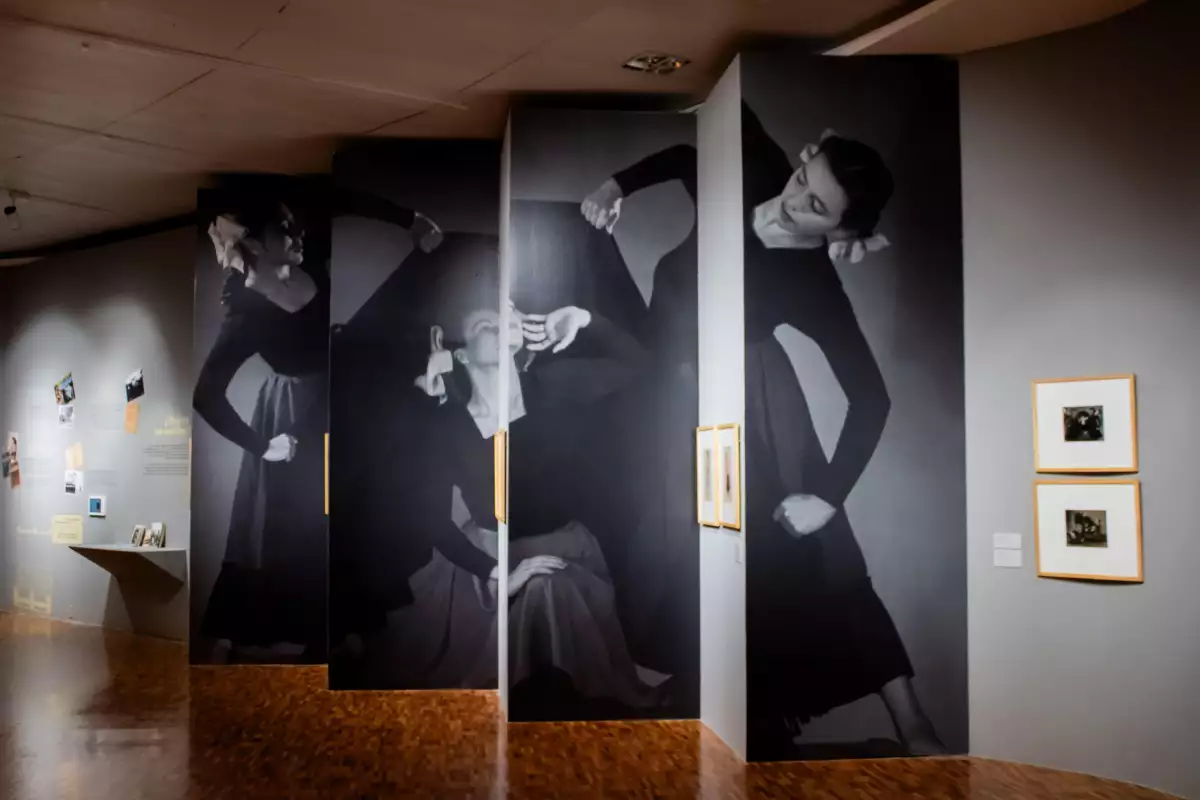 Vista de la exposición Estéticas Revueltas. Una familia de vanguardia. 