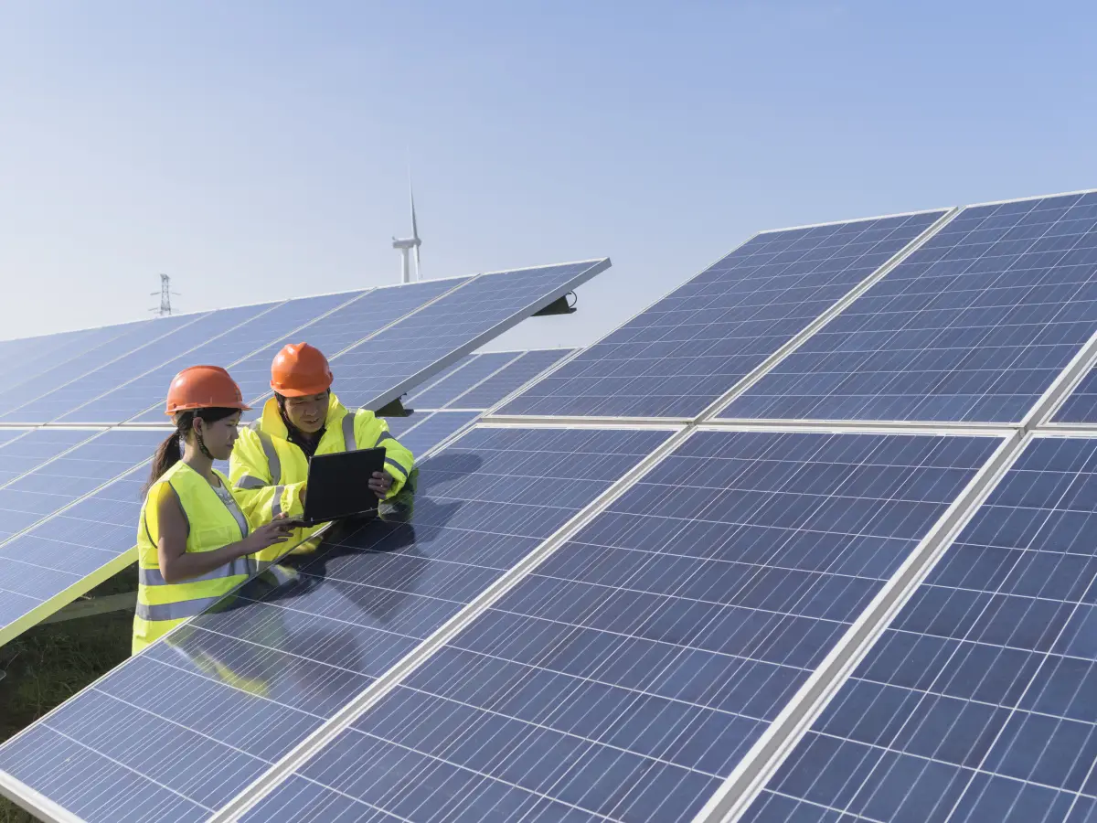 ¿Sabías que puedes deducir impuestos por instalar un panel solar?