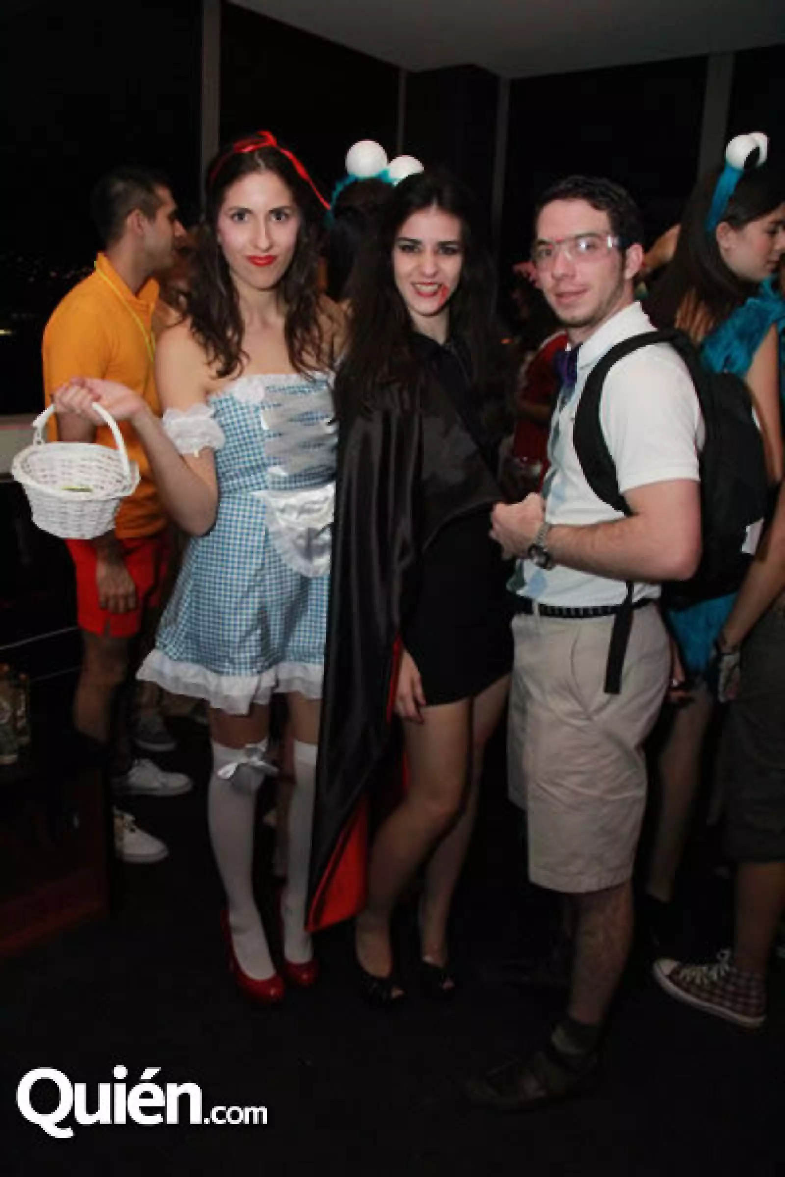 Robrta Norales,Cecilia Paredes y Ricardo Kane