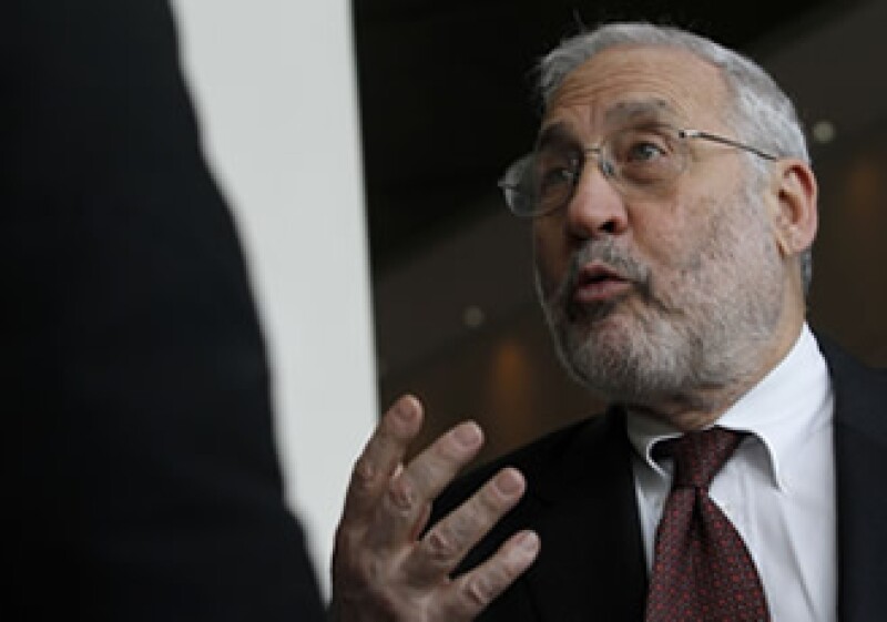 El experto reconoció que el gobierno debe gastar menos en programas militares obsoletos. (Foto: AP)