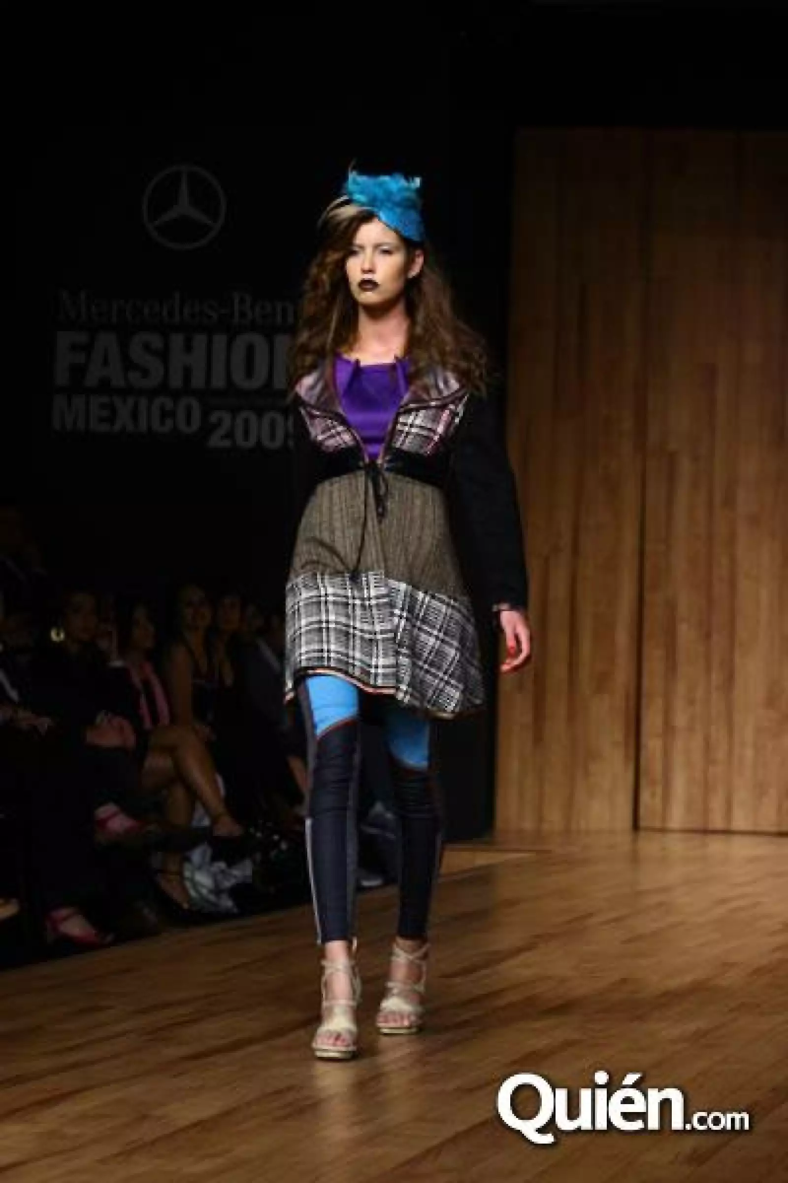 MF Pasarela Cesar Arellanes