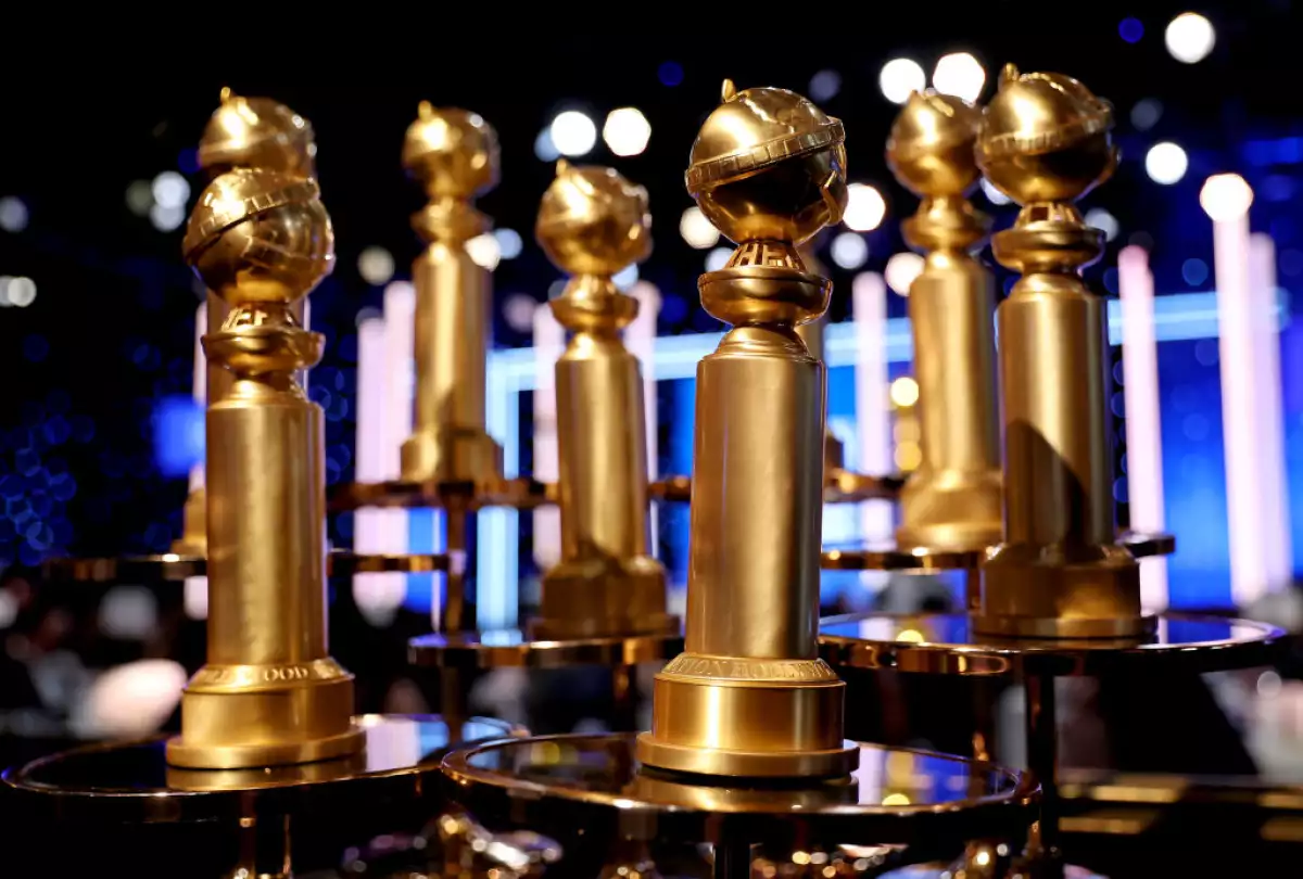 Foto de las estatuillas de los Golden Globes