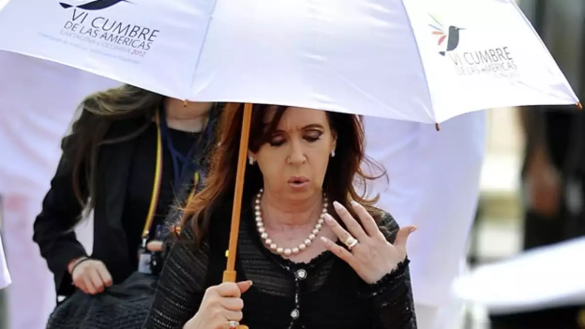 Cristina Fernández llega a la Cumbre de la Américas