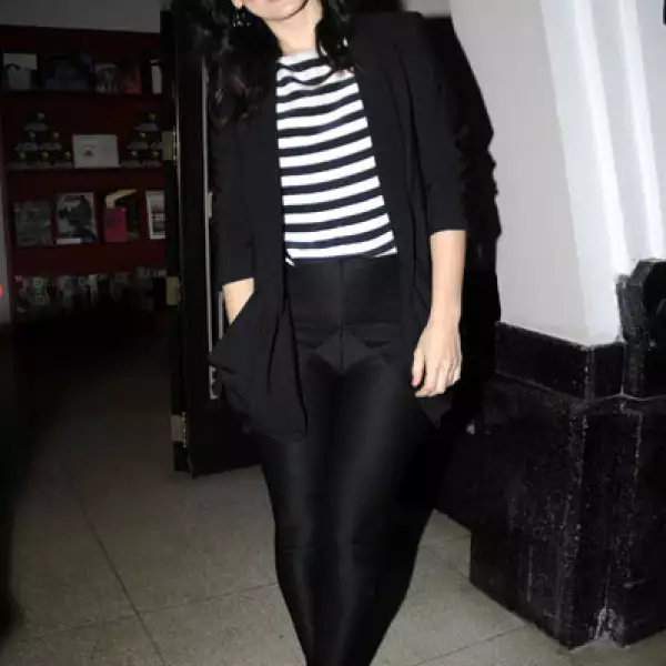 Ayer por la noche Ana de la Reguera, que se encuentra radicando en Los Ángeles, California, llegó a nuestro país para comenzar la difusión de su Fundación VeracruzAna AC.