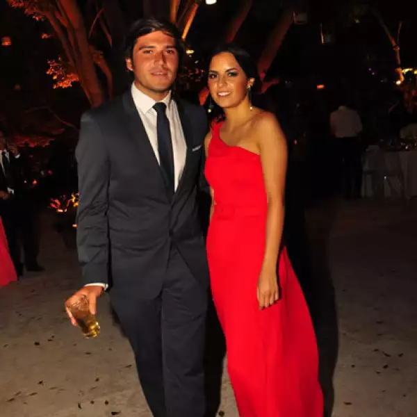 Rodrigo Camarena,Paulina León