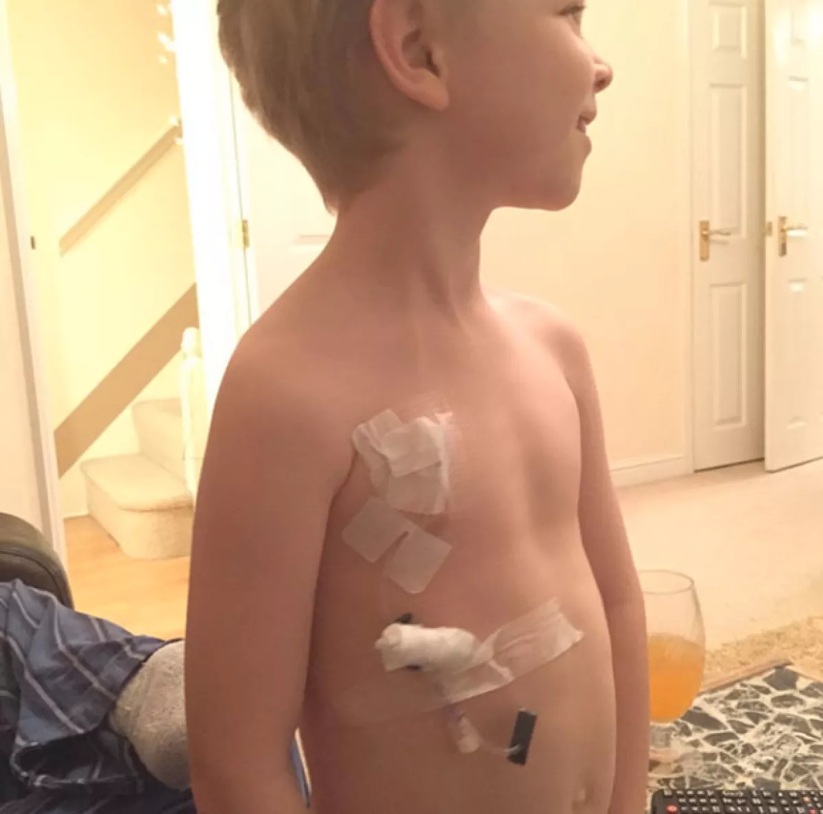 El pequeño daniel siente una gran conexión con el actor y el superhéroe.