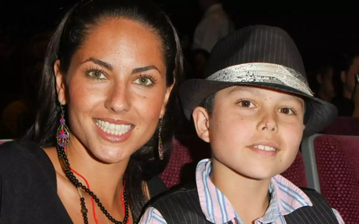 La actriz tiene a su hijo Sergio, que tuvo cuando fue pareja de Sergio Mayer.