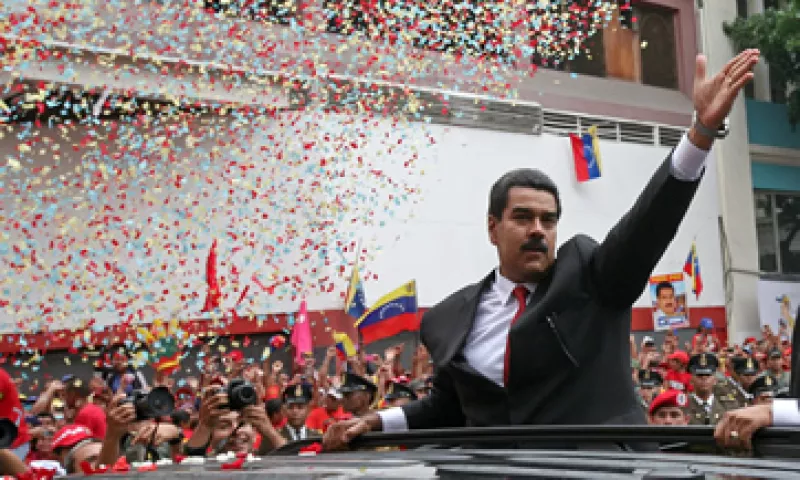 Maduro, un ex chofer de autobús de 50 años, tiene mandato para gobernar hasta el 2019. (Foto: AP)