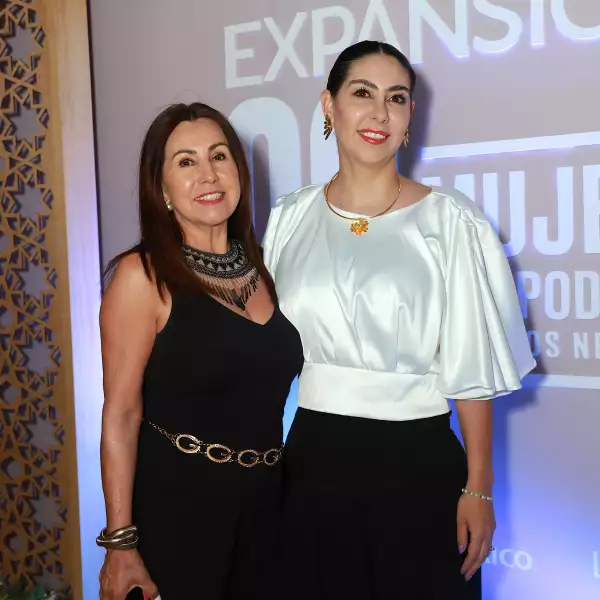 Miriam Anzarut y Claudia Agudelo