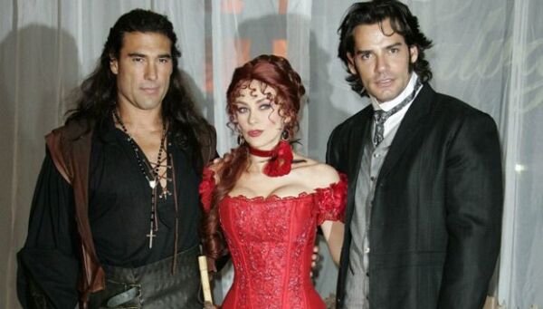 Juan del Diablo y Renato pelearán por el amor de Mónica.