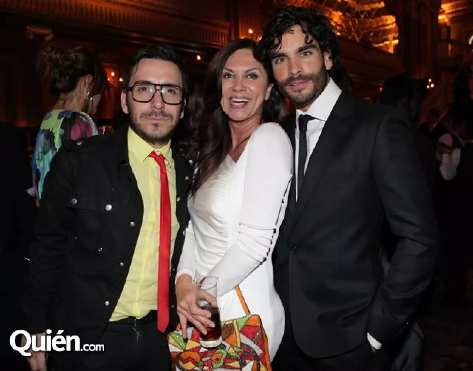 Gabriel Ibarzabal,Glenda Reyna,Gonzalo García Vivanco