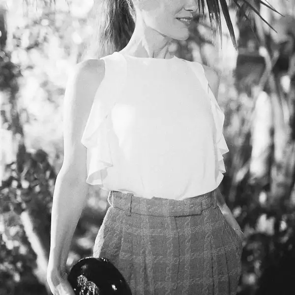 35_Leslie_MANN_CHANEL_Charles_FINCH_PreOscarsDinner_2020_LD.jpg