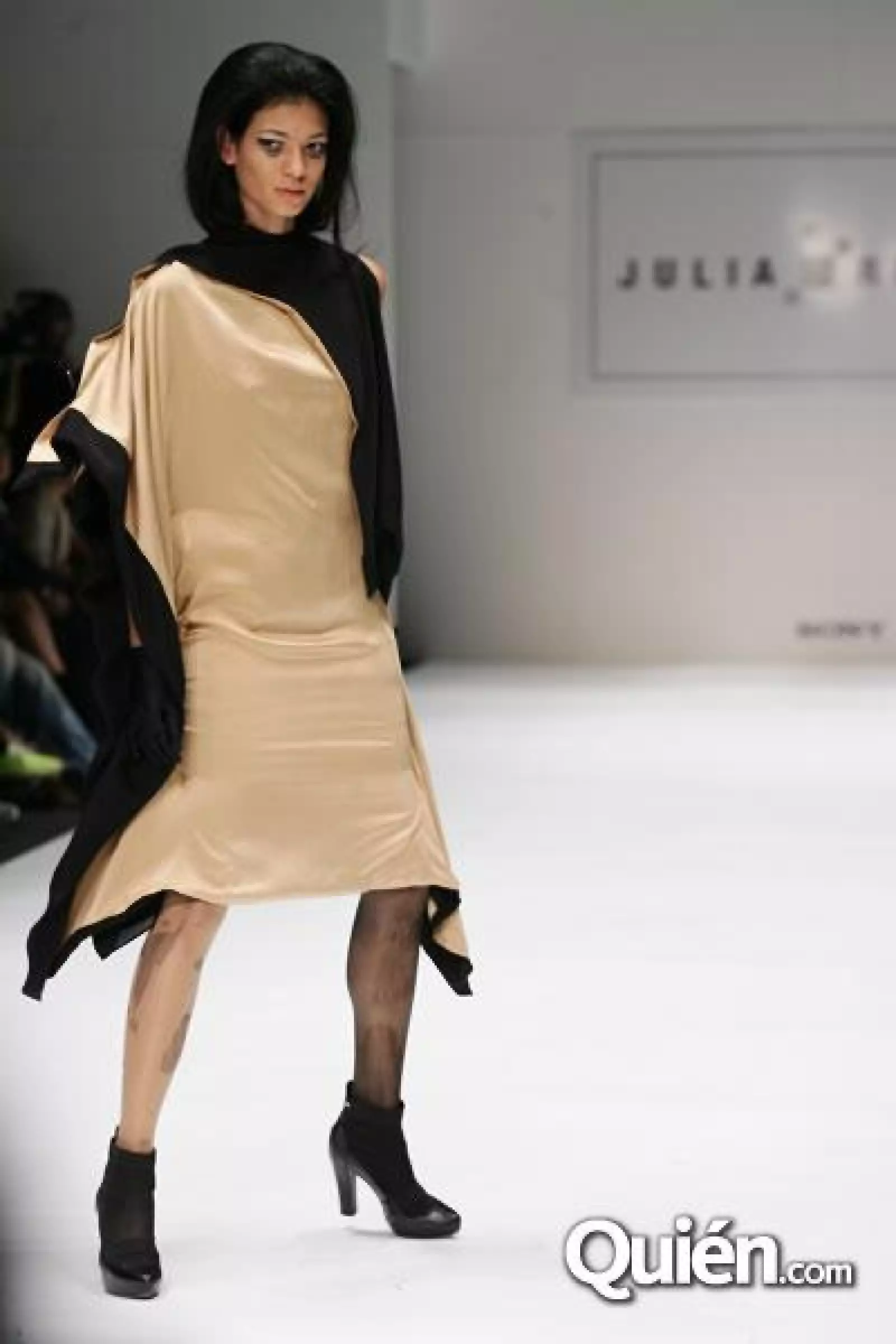 DFashion Pasarela Julia y Renata