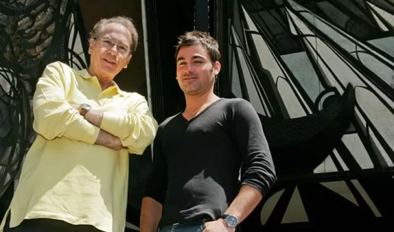 El actor desea consolidar su carrera y sabe que el participar en la obra `Las heridas del viento´ es una gran oportunidad para aprender de alguien que ya tiene una gran trayectoria en la actuación.