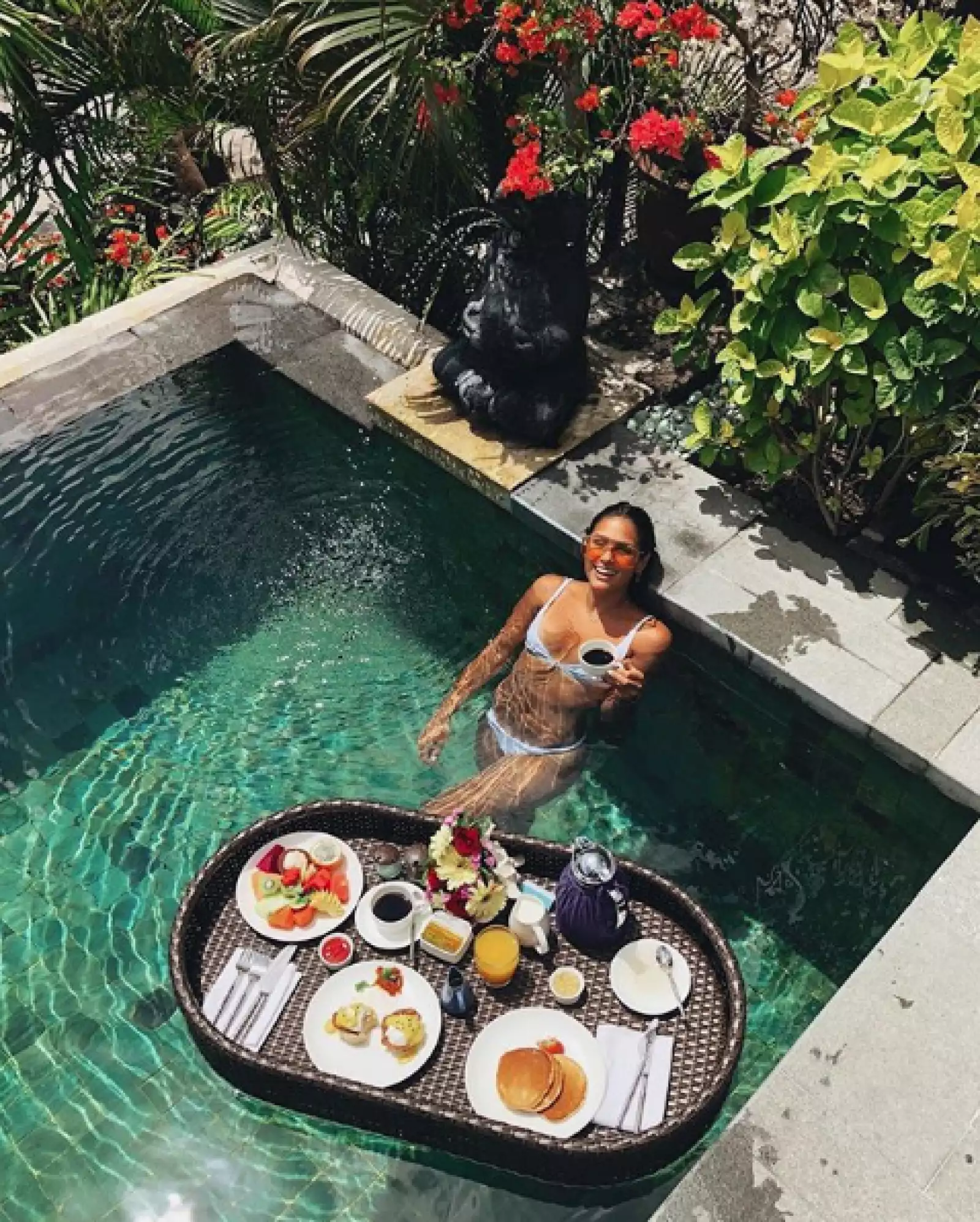 Renata Notni viaje por Asia