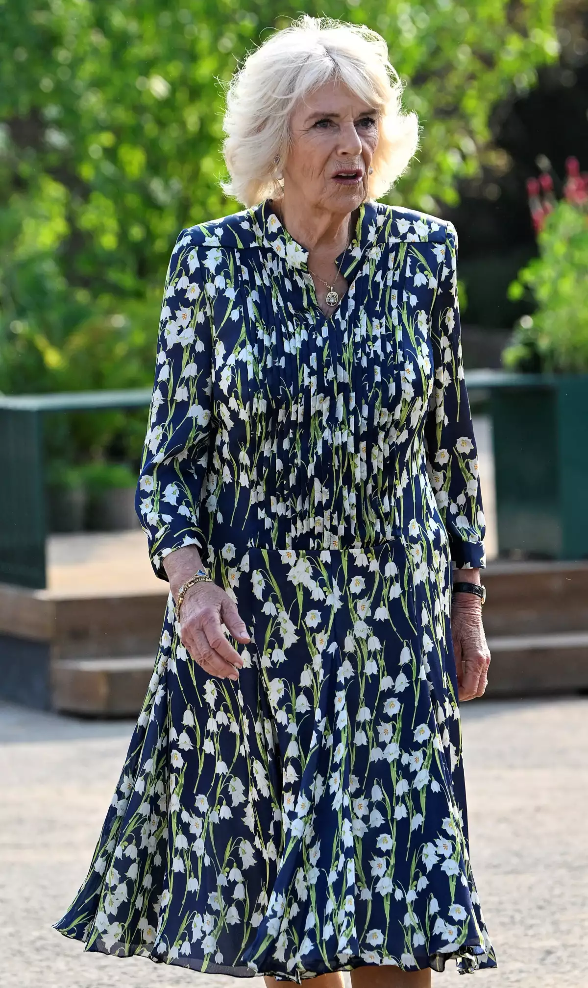 La reina Camila cumple con sus obligaciones