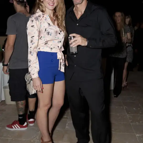 Eva Bassco,Vicente García