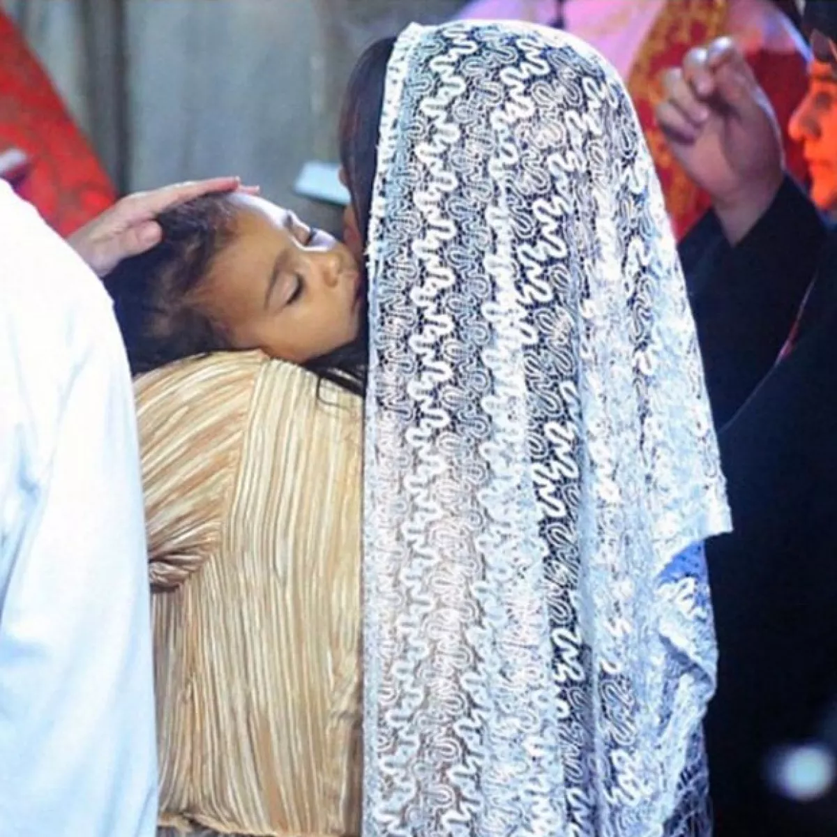 La pequeña North fue bautizada por la iglesia cristiana de Armenia.