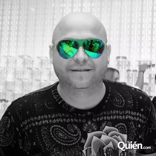 PRESENTACIÓN DE MYKITA