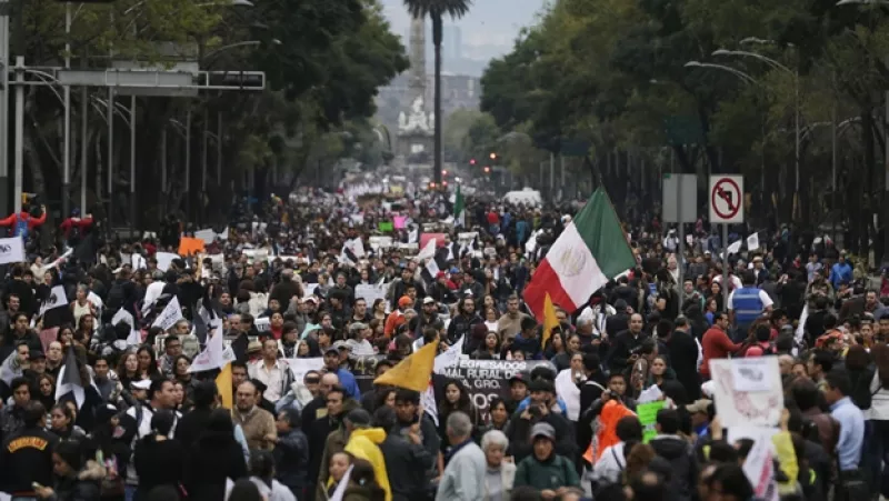 Ayotzinapa marcha Reforma