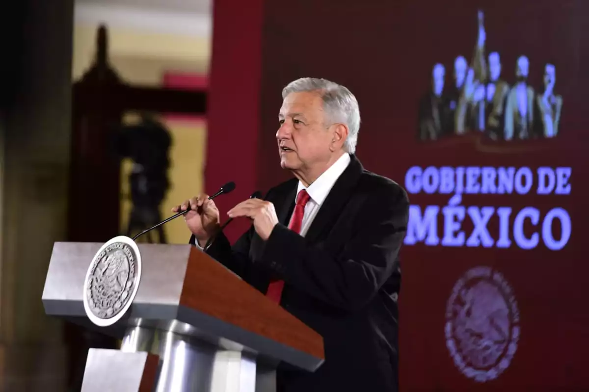 AMLO-llamado-partidos.jpg