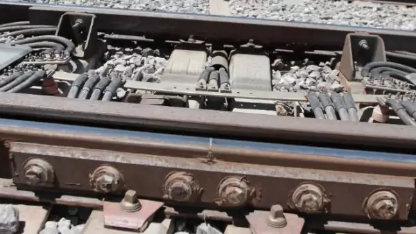 Rieles de la L�nea 12 del Metro de la Ciudad de M�xico